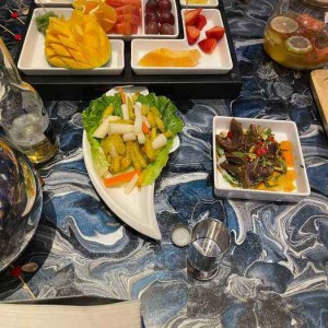 发现杭州求职困境：无学历者的行业出路